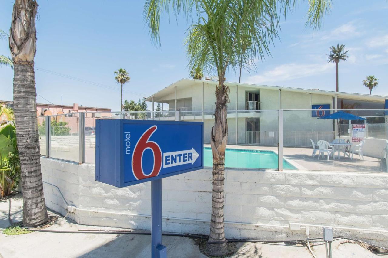 Motel 6 Bakersfield Extérieur photo